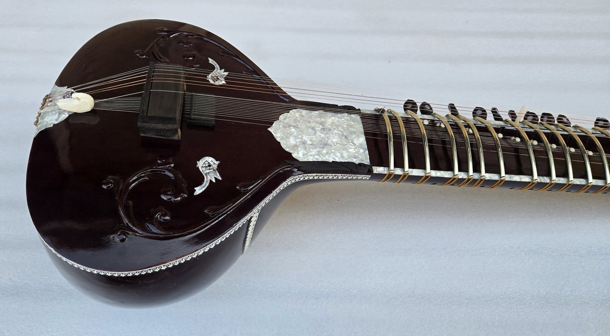 Kharaj Pancham sitar